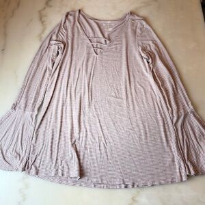 American Eagle Outfitters Striped V-Neck Tunic in Dusty Mauve and White